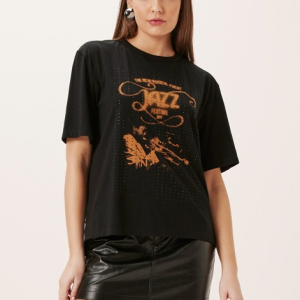 T-SHIRT ESTAMPA HOTFIX